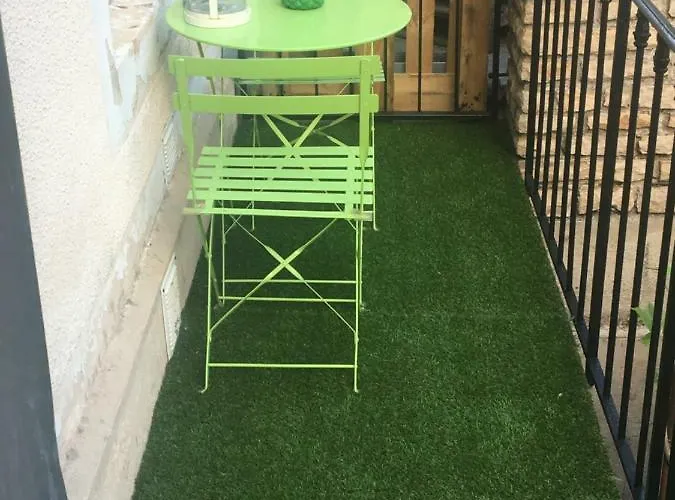 Clemenceau Apartment *